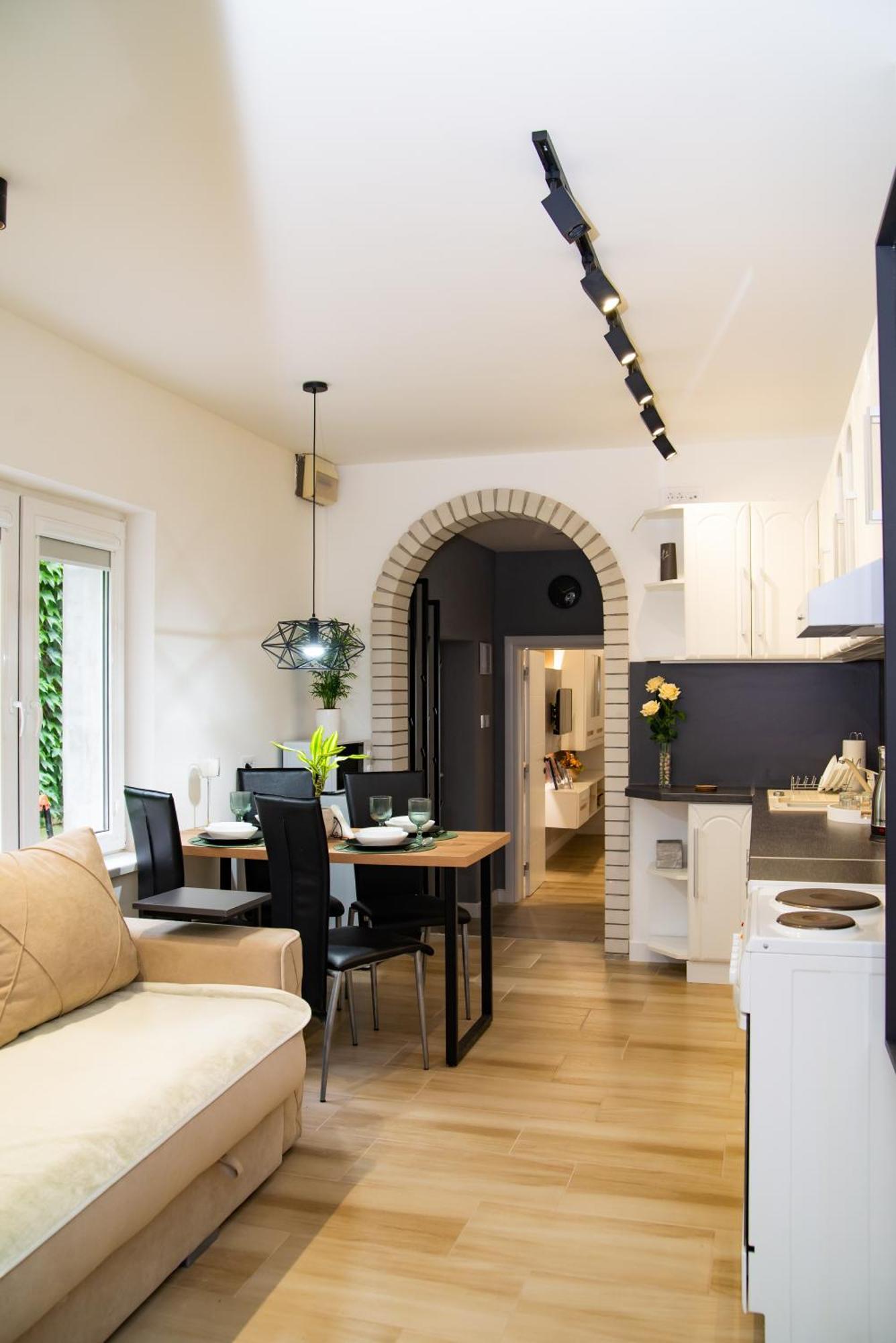 סובוטיקה Josephine Apartment מראה חיצוני תמונה