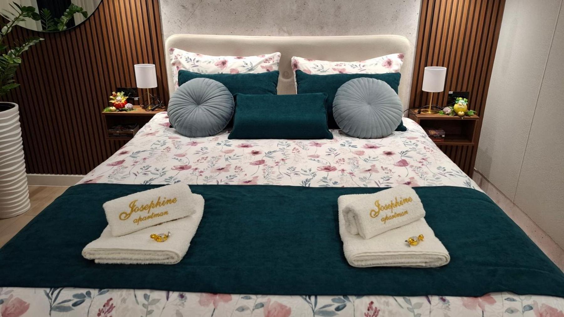 סובוטיקה Josephine Apartment מראה חיצוני תמונה