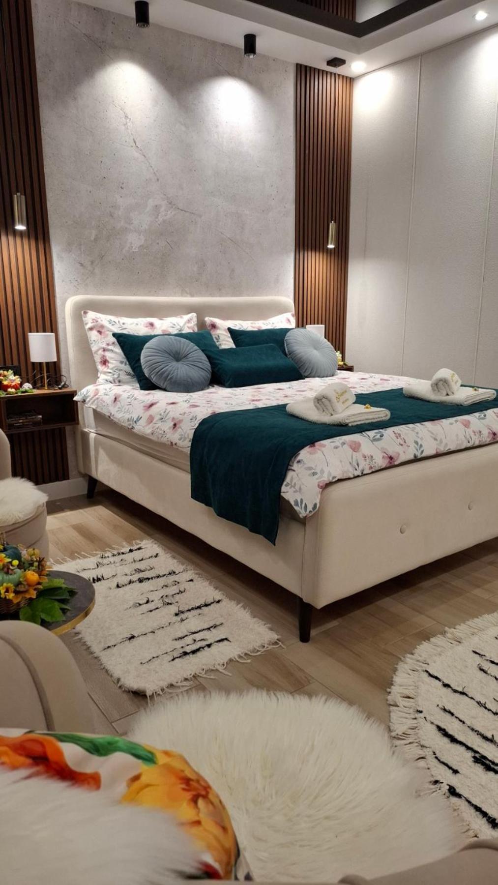 סובוטיקה Josephine Apartment מראה חיצוני תמונה